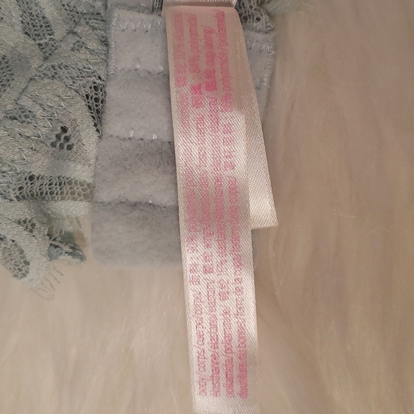 Victoria's Secret PINK Unlined Lace Bralette - Picture 13 of 13